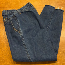 Load image into Gallery viewer, Women&#39;s Rockie 25&quot; Waist Size 5 Denim - (Mid)Western Second Hand
