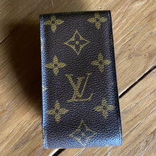 Load image into Gallery viewer, Louis Vuitton Cigarette Pouch Case - Western Second Hand
