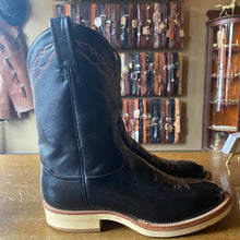 Load image into Gallery viewer, Men&#39;s M 10D Tony Lama Cowboy Boot - (Mid)Western Second Hand
